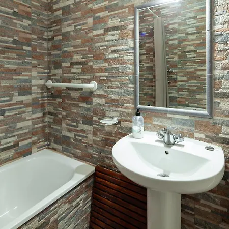 Bright Spacious 1 Bed Apartment Nerja