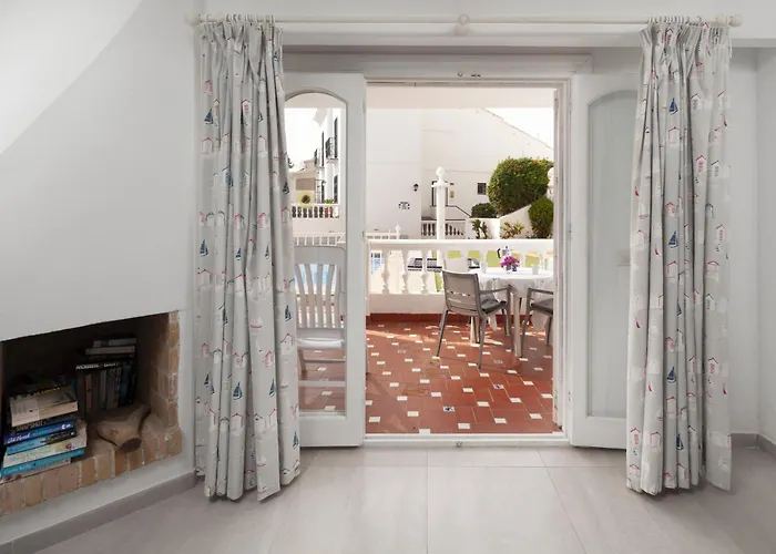 Bright Spacious 1 Bed *