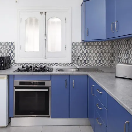 Bright Spacious 1 Bed Apartment *